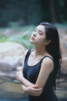 满级绿茶穿成小可怜